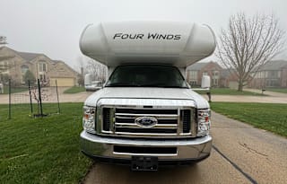 John's Thor Motor Coach Four Winds 22E