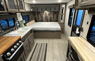2021 Keystone RV Hideout 21BHWE