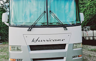 2008 Four Winds RV Hurricane 34B