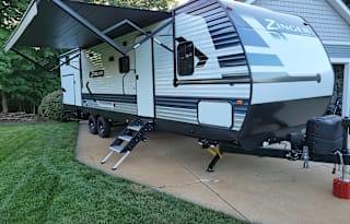 2021 CrossRoads 36' RV Zinger ZR328SB