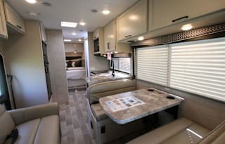 2022 Thor Motor Coach Chateau 28A