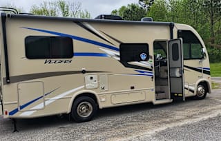2021 Thor Motor Coach Vegas 24.1