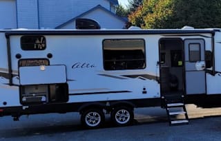 2021 EAST TO WEST Alta 2100MBH