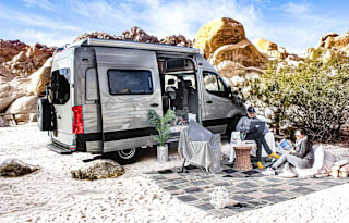 YARDMAN2: 2020 Mercedes Switchback II - GlampersCA