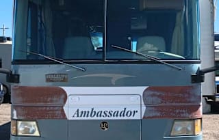 2000 Holiday Rambler Ambassador 34PBS