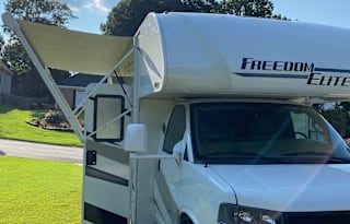 Ad Astra -2021 Thor Motor Coach Freedom Elite 22HE