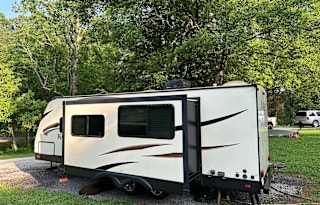 2017 Kodiak Express Ultralite 255BHSL