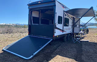 2022 Forest River RV Shockwave 25RQMX