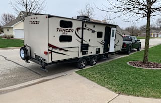 2016 27ft with bunk beds sleeps up to 8