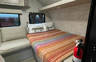 Neal’s Nest Camper