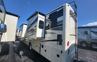 2023 Entegra Coach Vision XL 36A