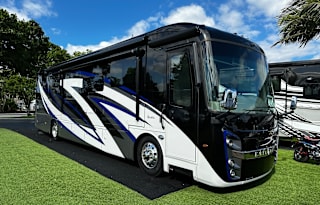 The Presidential,  Entegra Coach Reatta 39T2