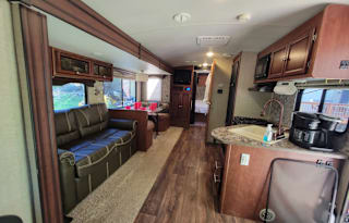 Ready to camp Wilderness 30ft trailer!