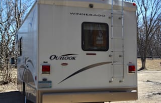 2006 Winnebago Outlook 24V