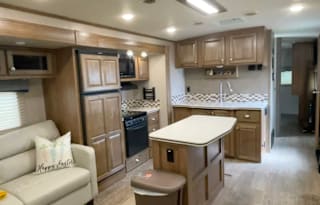 Spacious 4-sleeper Forest River travel trailer!
