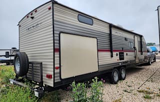 Let's Hookup Rentals
