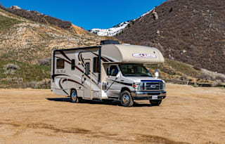 2017 Thor Motor Coach Four Winds 23U