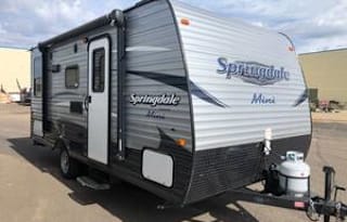 2016 Keystone RV Summerland Mini 1700FQ