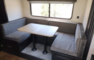Wolf Pup Bunkhouse with Slide - Perfect Camper!