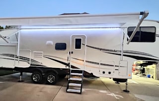 2021 Jayco Eagle HT 29.5BHDS w/ 36" Blackstone