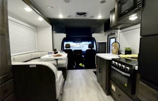 2022 Mercedes Prism 24CBS   14mpg