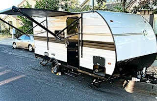 Clean and Comfy 2024 Cruiser Avenir