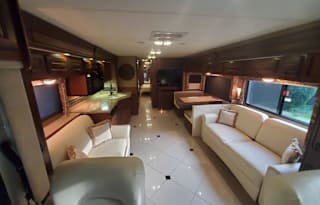 Beautiful 2013 Forest River RV Berkshire 390BH