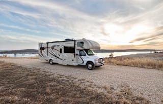 2017 Thor Chateau 31E Bunkhouse
