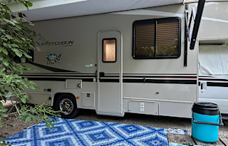 2021 Family Friendly Coachmen Leprechaun
