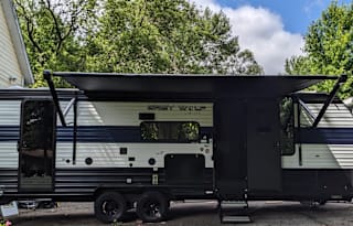 '24 Cherokee Grey Wolf Bunk House - Delivery ONLY