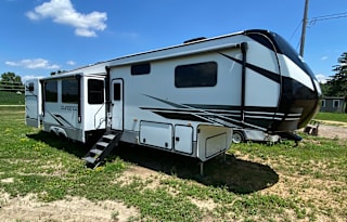 2023 KZ Durango bunkhouse