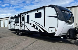 STUNNING 37’ Travel Trailer - Vacation on wheels!