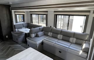 2021 Forest River 2 bedroom travel trailer