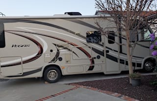 2016 Thor Motor Coach - Vegas