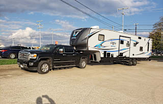 2019 Forest River 42 foot