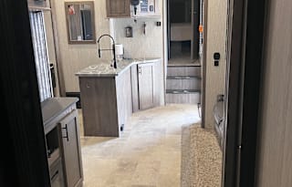 Rv Toy hauler for family’s