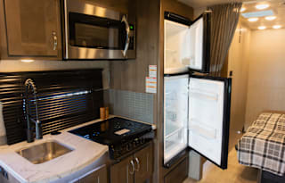 OFF-Grid Bliss, 2024 Nexus Triumph 24T - Sleeps 6!