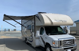 2019 Thor Motor Coach Freedom Traveler 24HE