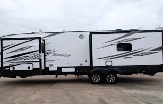 * PERFECT PLACE * 2020 Highland Ridge RV Mesa Ridge MR323RLS