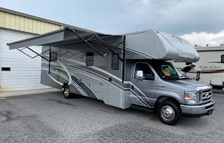2020 Winnebago Minnie Winnie 31K