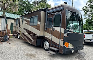 2005 Fleetwood RV Excursion 39s