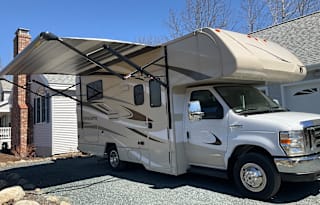 2019 Winnebago Minnie Winnie 22R