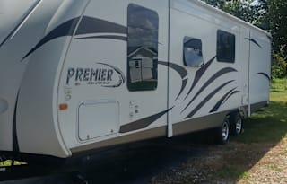 Tab and Chuck's Bunk House 2012 Bulett Premier
