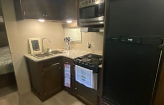 2017 Dutchmen RV Coleman Lantern Series 285 BH