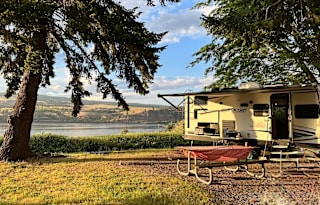 Glamping Experience with Destination Delivery