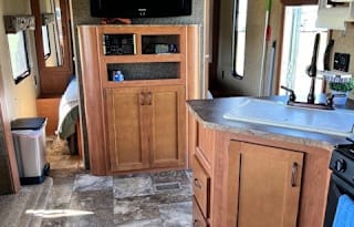 meet Betsy! - 2014 Forest River Cherokee 27ft