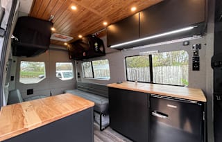 2019 Mercedes Benz Sprinter 2500
