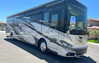 Tiffin Phaeton Diesel 40AH CLASS A