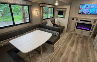 2022 Coachmen RV Catalina Legacy
