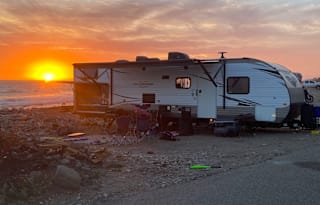 Wildwood X-Lite 282QBXL “Criss Family Amenities”